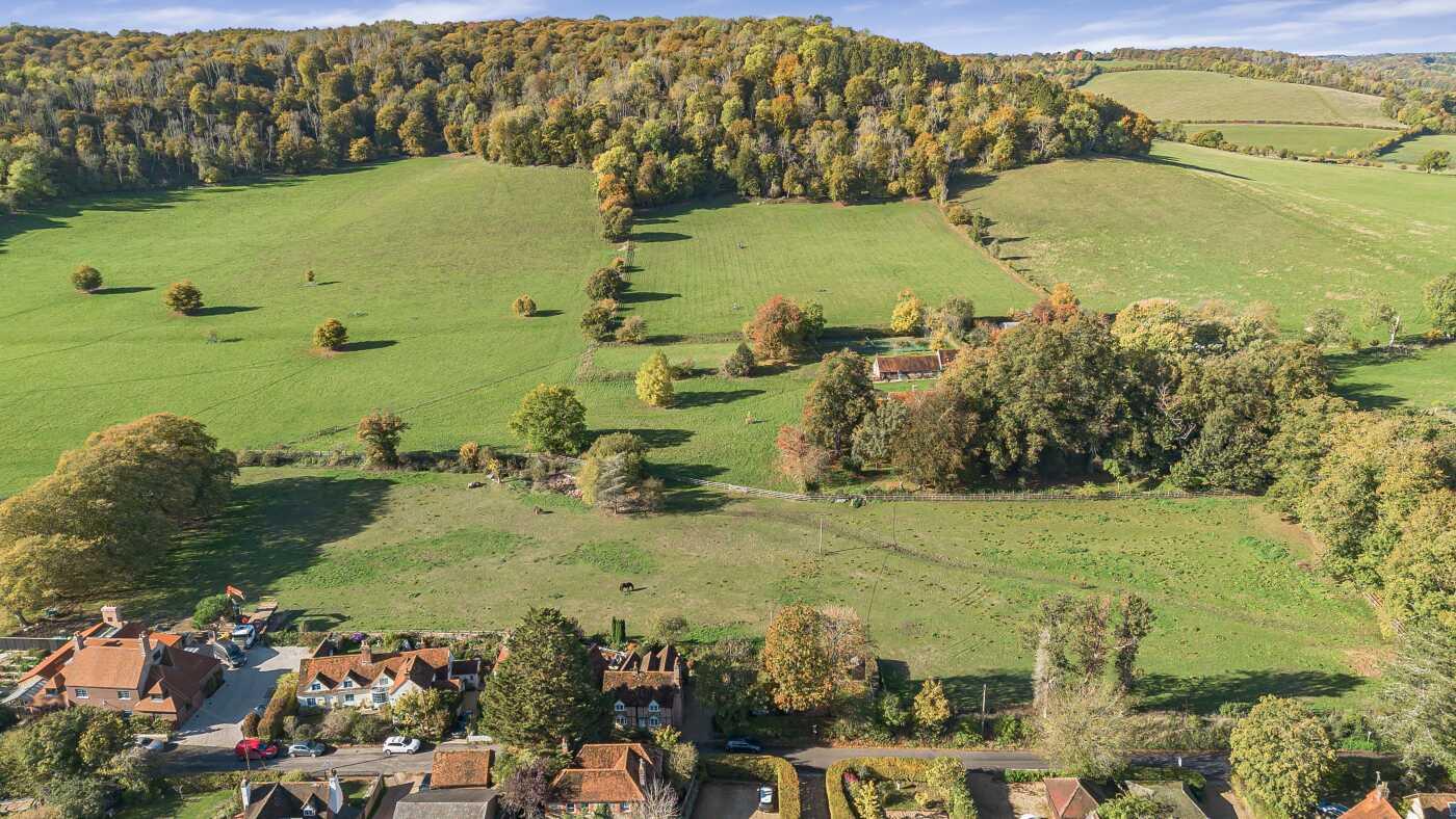 Skirmett, Henley-On-Thames